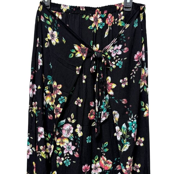 No Boundaries Maxi Skirt Size XL High Slits with Shorts Black Floral NWOT - Picture 2 of 10